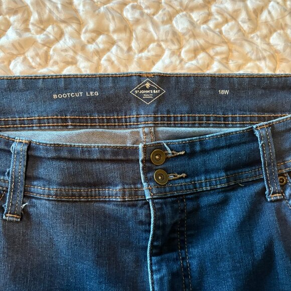 St. Johns Bay Bootcut Denim pants 18W - Picture 2 of 6